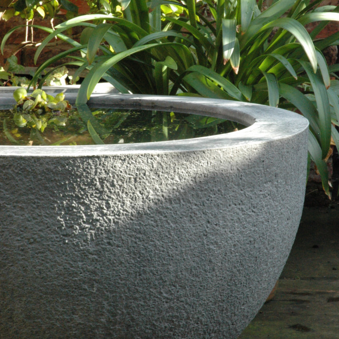 Click to enlarge M95 polished- hammered surface